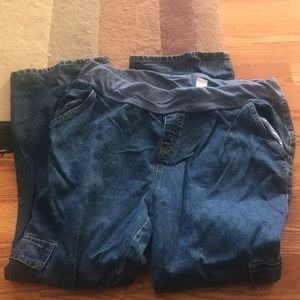 Maternity cargo jeans